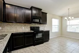 141 Igneous Ln, Jarrell, TX 76537 - Photo 18