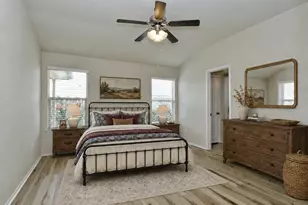 141 Igneous Ln, Jarrell, TX 76537 - Photo 24