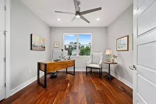 1103 Saucedo St, Austin, TX 78721 - Photo 34