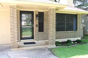 7422 Dallas Dr, Austin, TX 78729 - Photo 2