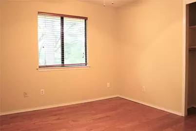 7422 Dallas Drive, Austin, TX 78729 - Photo 10
