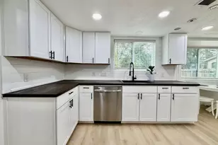13150 Mill Stone Dr, Austin, TX 78729 - Photo 18