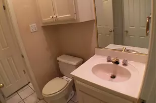 2100 San Gabriel St, Austin, TX 78705 - Photo 12