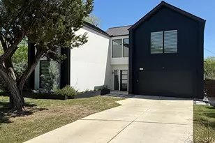 3205 Dolphin Dr, Austin, TX 78704 - Photo 2