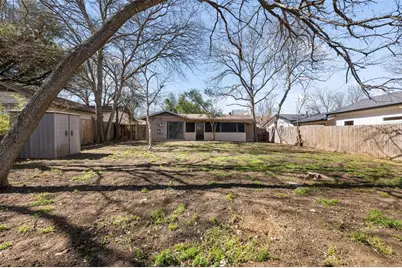 2705 Sherwood Lane, Austin, TX 78704 - Photo 14