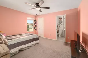 735 Circle Wy, Jarrell, TX 76537 - Photo 22