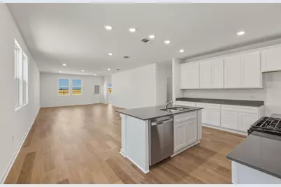 104 Eagle Valley Drive, Elgin, TX 78621 - Photo 4