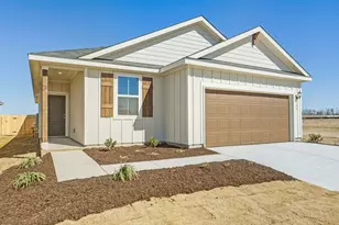 104 Eagle Valley Dr, Elgin, TX 78621 - Photo 2