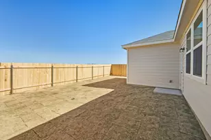 104 Eagle Valley Dr, Elgin, TX 78621 - Photo 18