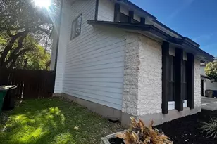 13202 Adonis Dr, Austin, TX 78729 - Photo 8