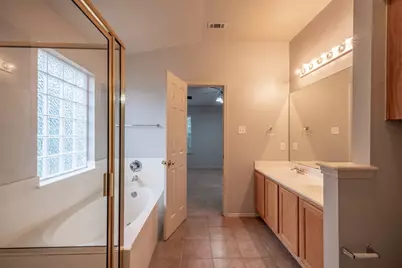 15509 Miss Adriennes Path, Pflugerville, TX 78660 - Photo 24