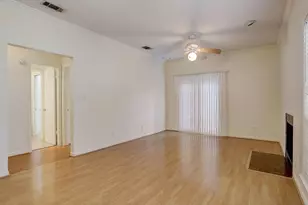 711 W 21st St, Austin, TX 78705 - Photo 2