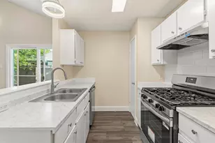2000 Andover Dr, Round Rock, TX 78664 - Photo 10