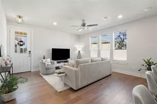 8419 Laughlin Ln, Austin, TX 78744 - Photo 6