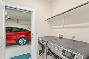 8419 Laughlin Ln, Austin, TX 78744 - Photo 26