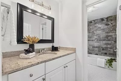 5718 Highland Hills Drive, Austin, TX 78731 - Photo 32