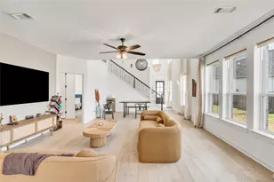 516 Ahern Ct, Liberty Hill, TX 78642 - Photo 14