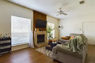 2313 Longview St, Austin, TX 78705 - Photo 4