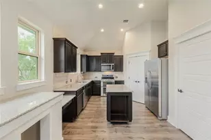 11108 Railway Ln, Austin, TX 78717 - Photo 12