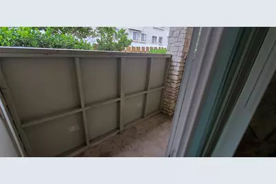 114 E 31st Street #114, Austin, TX 78705 - Photo 6