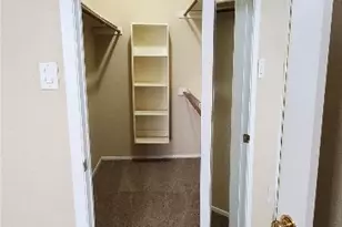 114 E 31st St, Austin, TX 78705 - Photo 8