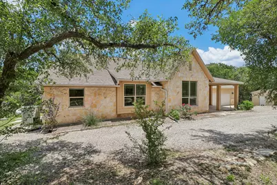 225 Shady Oaks Trail, Liberty Hill, TX 78642 - Photo 2