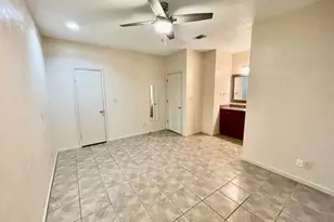 421 W San Antonio St, San Marcos, TX 78666 - Photo 14