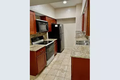 421 W San Antonio Street #J1, San Marcos, TX 78666 - Photo 8