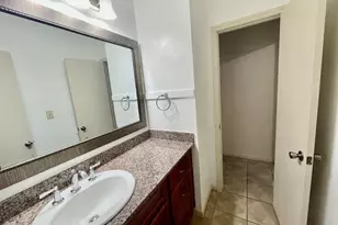 421 W San Antonio St, San Marcos, TX 78666 - Photo 16