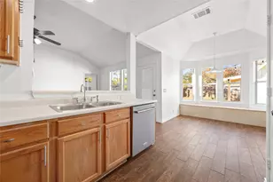 811 Lantana Ln, Leander, TX 78641 - Photo 10