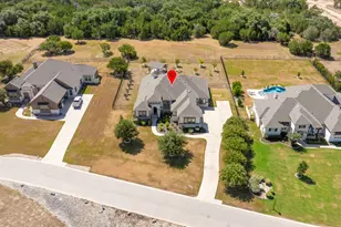 335 Bold Sundown, Liberty Hill, TX 78642 - Photo 2