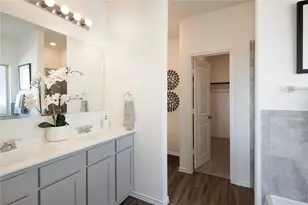 1305 Hermosa Gdns, Georgetown, TX 78628 - Photo 14