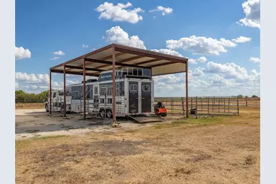 1801 County Road 470, Coupland, TX 78615 - Photo 36