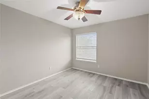 6706 Carisbrooke Ln, Austin, TX 78754 - Photo 12