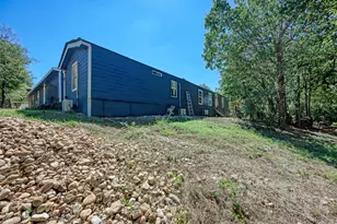 181 Waugh Way, Bastrop, TX 78602 - Photo 22