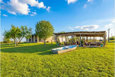 1644 County Road 139, Hutto, TX 78634 - Photo 18