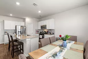 157 Cherry Laurel Ln, Kyle, TX 78640 - Photo 6