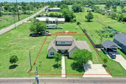 2409 Pecan Street, Bastrop, TX 78602 - Photo 1