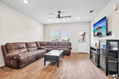 15535 Clove Spice Way, Von Ormy, TX 78073 - Photo 6