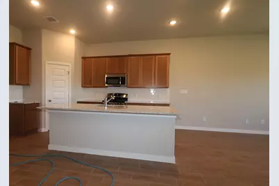 10205 Majestic Hawk Way, Buda, TX 78610 - Photo 4
