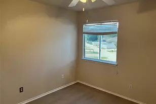 513 Crater Lake Dr, Pflugerville, TX 78660 - Photo 20