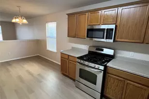 513 Crater Lake Dr, Pflugerville, TX 78660 - Photo 12