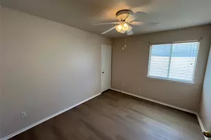 513 Crater Lake Dr, Pflugerville, TX 78660 - Photo 22