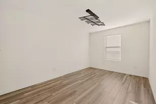 361 Wren Ln, Kyle, TX 78640 - Photo 16