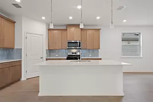 348 Glocken Ln, Kyle, TX 78640 - Photo 16