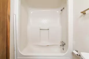 708 Hunter Dr, Rockdale, TX 76567 - Photo 20