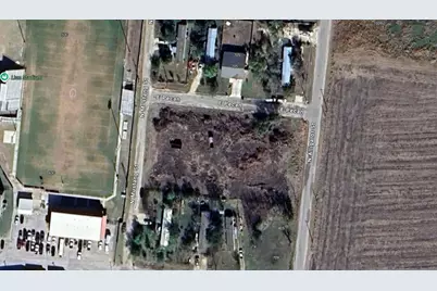 704 E Pecan Street, Granger, TX 76530 - Photo 10