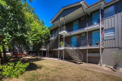 302 E 34th Street #201, Austin, TX 78705 - Photo 6