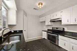 12302 Havelock Dr, Austin, TX 78759 - Photo 18