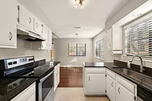 12302 Havelock Dr, Austin, TX 78759 - Photo 16